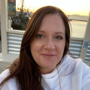 Meet your Posher, Jennie